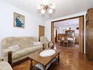 18951289-Ferienwohnung-7-Tkon-300x225-4