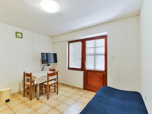 19126214-Ferienwohnung-3-Tkon-300x225-3