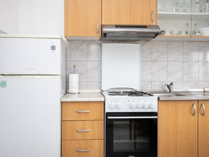 22023611-Ferienwohnung-3-Tkon-300x225-5