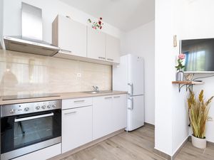 23929065-Ferienwohnung-5-Tkon-300x225-5