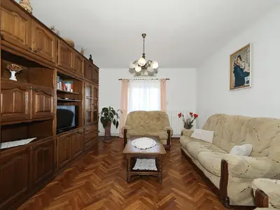 Ferienwohnung für 6 Personen (85 m²) in Tkon 10/10