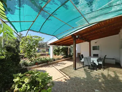 Ferienwohnung für 5 Personen (60 m²) in Tkon 7/10