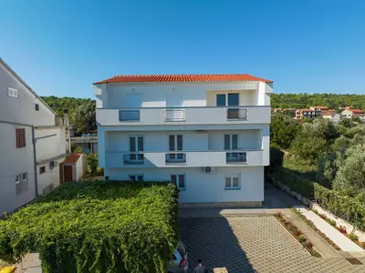 Ferienwohnung für 4 Personen (35 m²) in Tkon 4/10