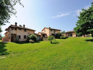 23497344-Ferienwohnung-4-Todi-300x225-2