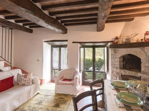 23726181-Ferienwohnung-4-Todi-300x225-2