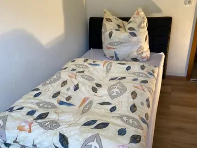 Einzelbett