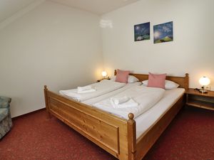 23590028-Ferienwohnung-7-Todtnau-300x225-3