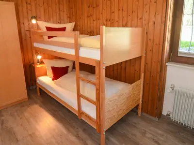 Schlafzimmer mit Etagenbett (Beispielbild)