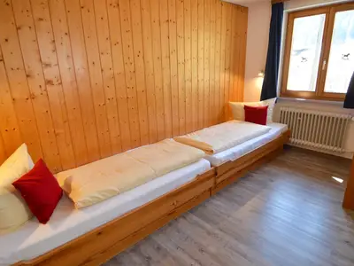 Schlafzimmer mit zwei Einzelbetten (Beispielbild)