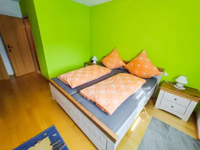 BEDROOM, INSIDE