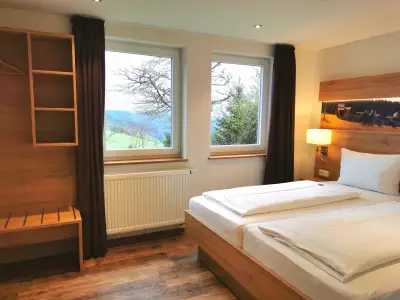 Schlafzimmer 1