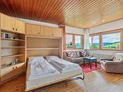 Photo, INSIDE, OUTSIDE