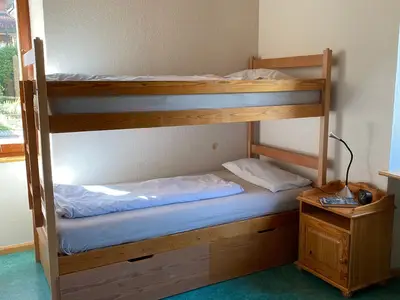 Schlafzimmer mit Hochbett
