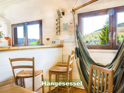 Bar und Hängesessel