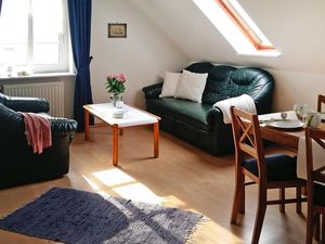 23290966-Ferienwohnung-2-Tönning-300x225-1