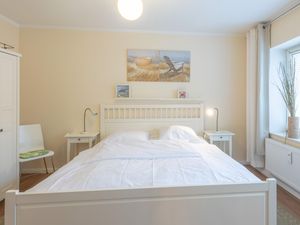 23966633-Ferienwohnung-6-Tönning-300x225-3