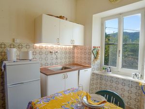 24055251-Ferienwohnung-2-Toirano-300x225-2