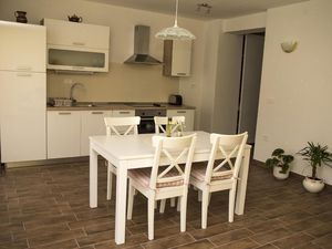 22443799-Ferienwohnung-4-Tolmin-300x225-4