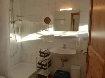 Badezimmer mit Fußbodenheizung