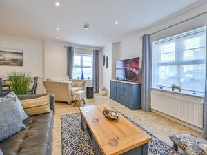 23471085-Ferienwohnung-4-Torquay-300x225-3