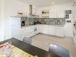 23744365-Ferienwohnung-4-Torremendo-300x225-3