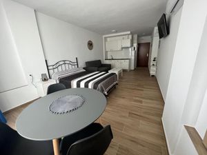 23921768-Ferienwohnung-2-Torremolinos-300x225-4