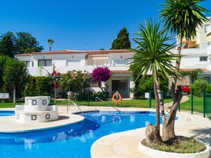 23847527-Ferienwohnung-4-Torremolinos-300x225-0