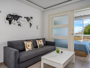 23867320-Ferienwohnung-4-Torremolinos-300x225-1