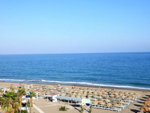 21937055-Ferienwohnung-8-Torremolinos-300x225-1