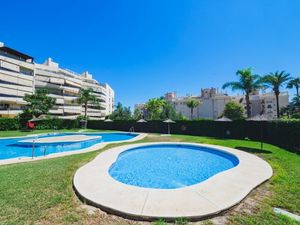 23498477-Ferienwohnung-4-Torremolinos-300x225-3