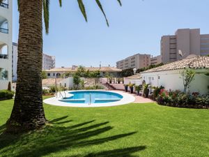 23852308-Ferienwohnung-5-Torremolinos-300x225-1