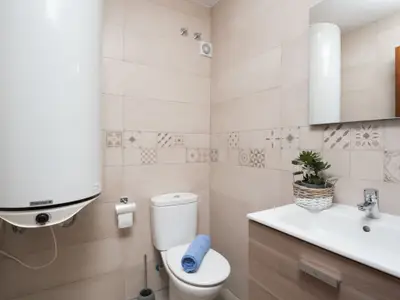 bathroom bathroom