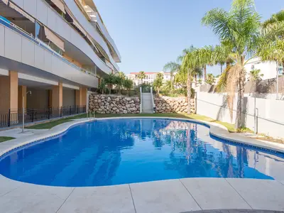 PoolOfHouse