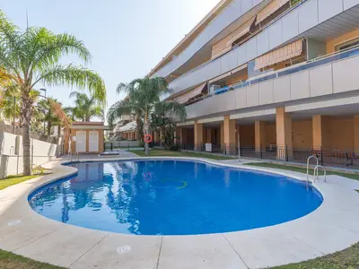 PoolOfHouse