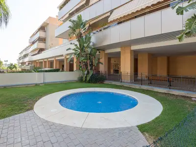 PoolOfHouse
