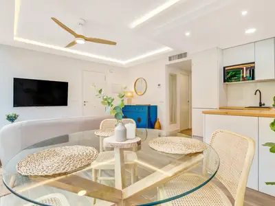 DiningRoom