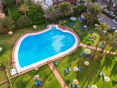 PoolOfHouse
