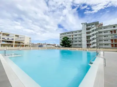 PoolOfHouse