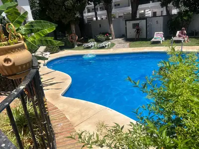 PoolOfHouse
