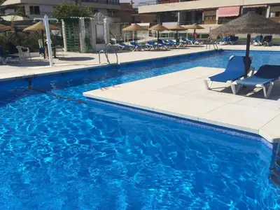 PoolOfHouse