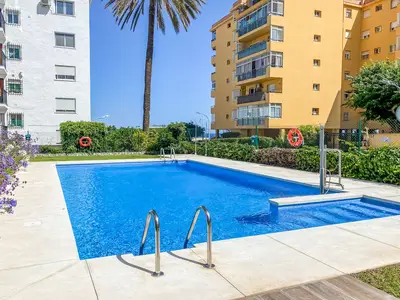 PoolOfHouse