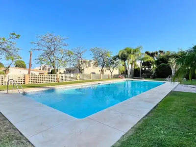 PoolOfHouse