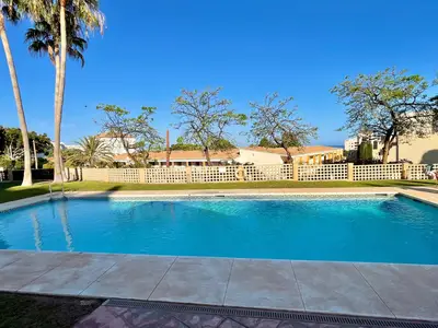 PoolOfHouse