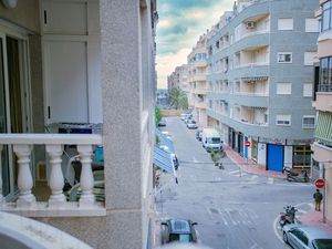 23348873-Ferienwohnung-4-Torrevieja-300x225-5