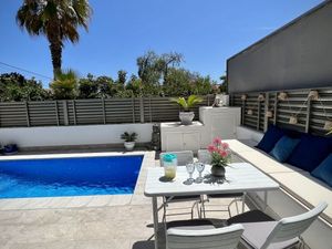 23482317-Ferienwohnung-5-Torrevieja-300x225-1