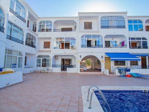 23504703-Ferienwohnung-5-Torrevieja-300x225-3