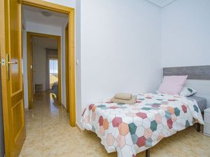 23564914-Ferienwohnung-5-Torrevieja-300x225-1