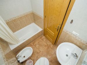 23665902-Ferienwohnung-4-Torrevieja-300x225-5