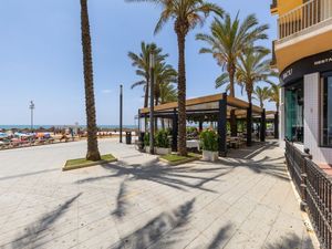 Ferienwohnung für 7 Personen (100 m²) in Torrevieja