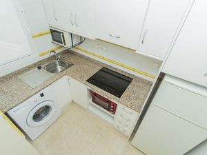 23703940-Ferienwohnung-4-Torrevieja-300x225-5